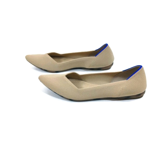 SS1640 EUC $149 Rothys Ecru Pointy Toe Ballet Flats—left shoe:9, right shoe:9.5 - Picture 5 of 10